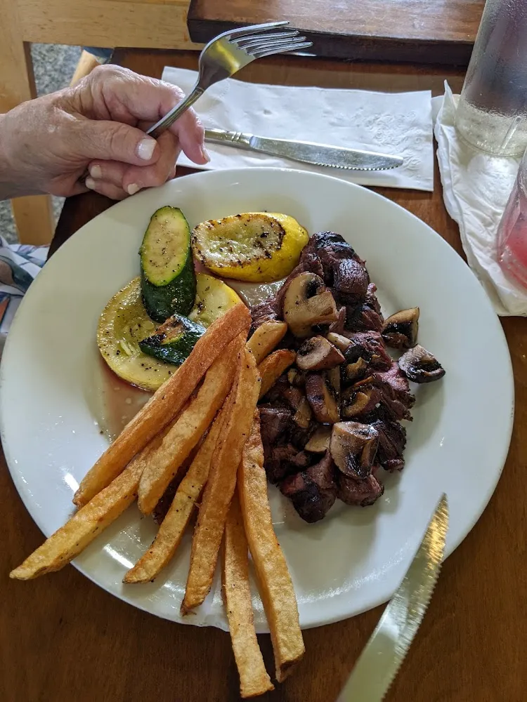 Skirt Steak with Zucchini